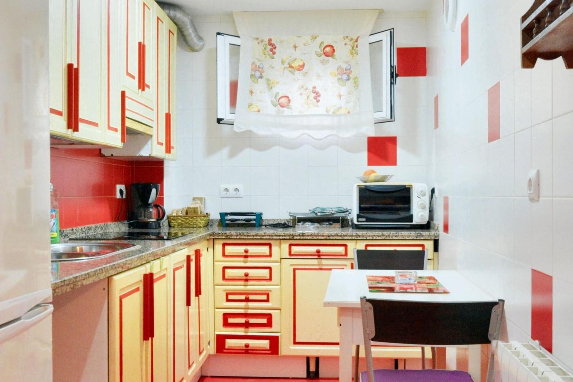Comfortable Apartment In Caceres 55 M² Welcoming Terrace Экстерьер фото
