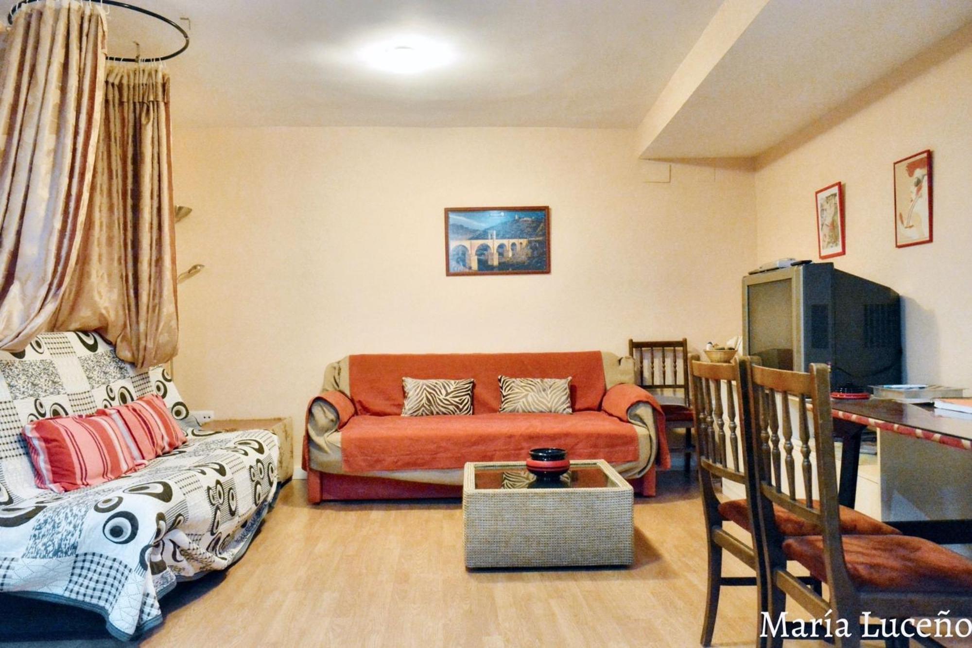 Comfortable Apartment In Caceres 55 M² Welcoming Terrace Экстерьер фото