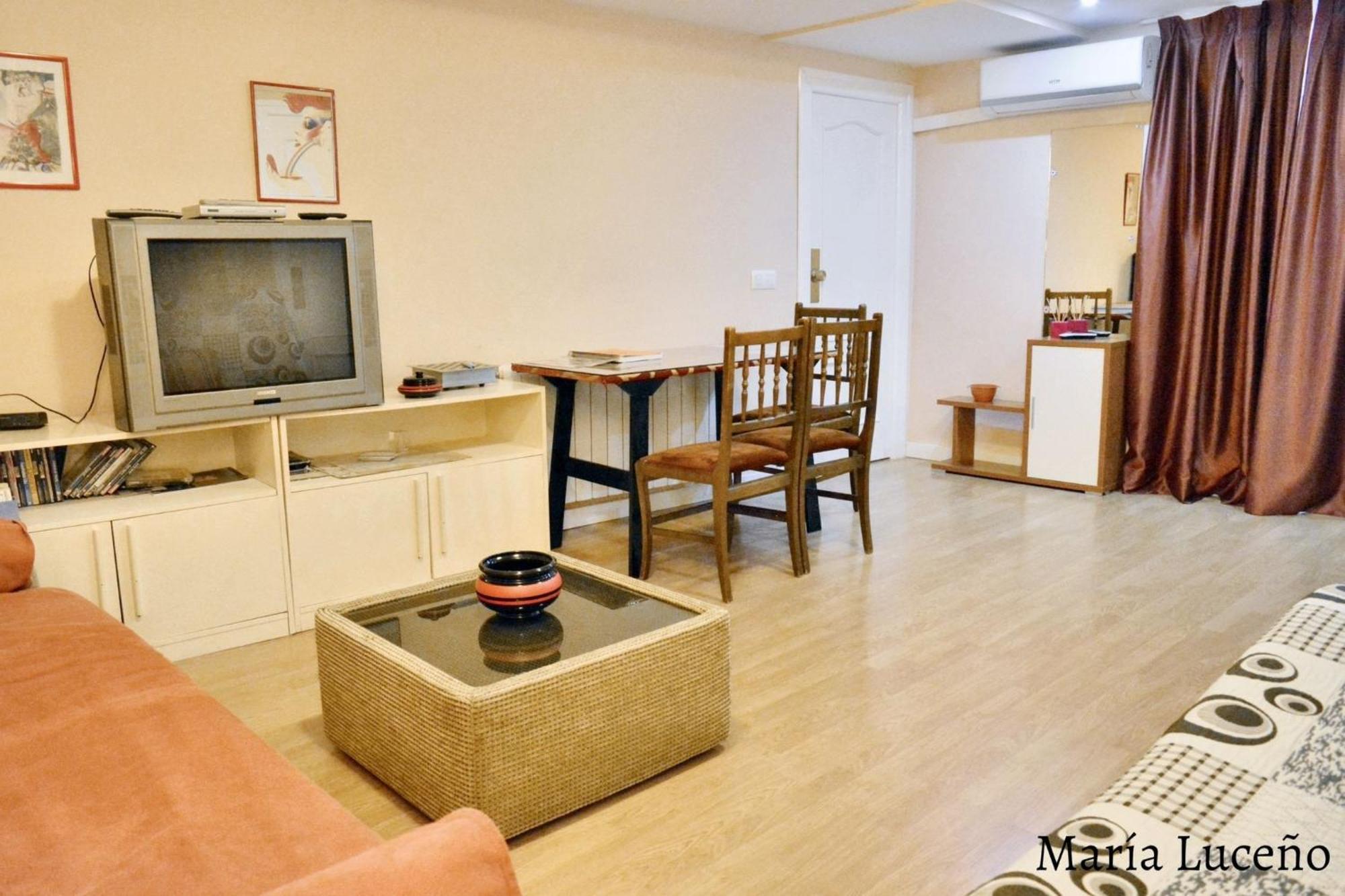 Comfortable Apartment In Caceres 55 M² Welcoming Terrace Экстерьер фото